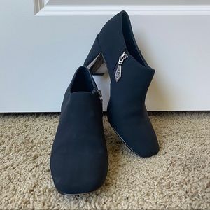 DONALD J PLINER Block Heels